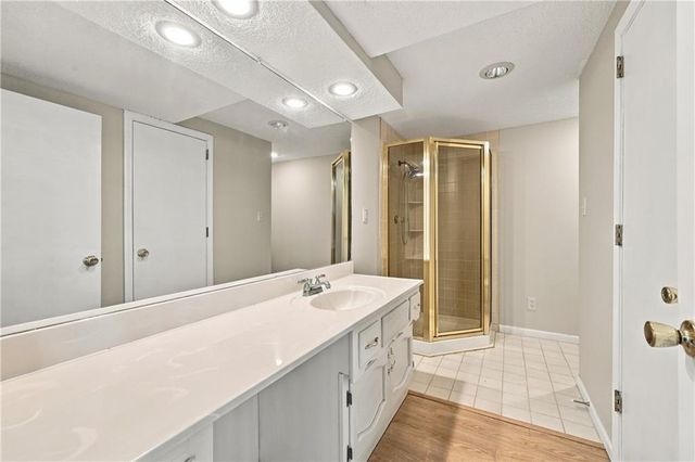 125 N Jeffreys Street, Pleasant Hill, MO 64080
