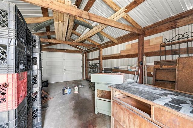125 N Jeffreys Street, Pleasant Hill, MO 64080