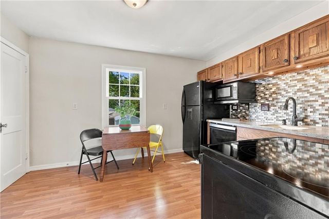 125 N Jeffreys Street, Pleasant Hill, MO 64080