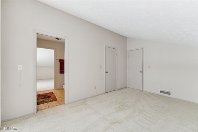 604 W Acadia Point, Aurora, OH 44202