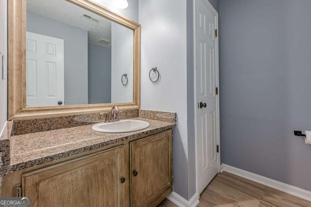 1028 Huntington Trace SE, Smyrna, GA 30082