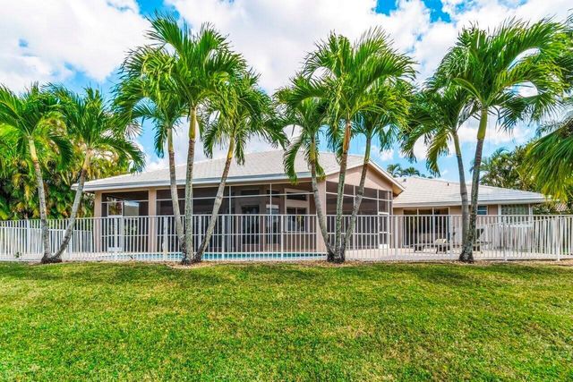 15621 Latina Place, Wellington, FL 33414