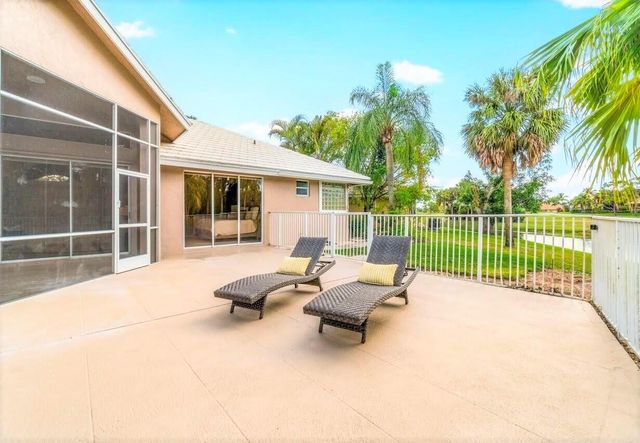 15621 Latina Place, Wellington, FL 33414