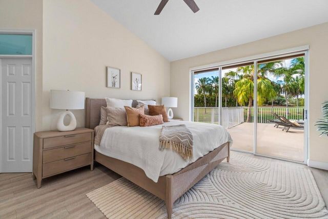 15621 Latina Place, Wellington, FL 33414