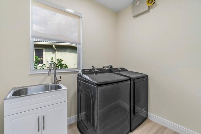 15621 Latina Place, Wellington, FL 33414