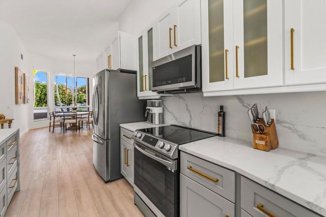 15621 Latina Place, Wellington, FL 33414