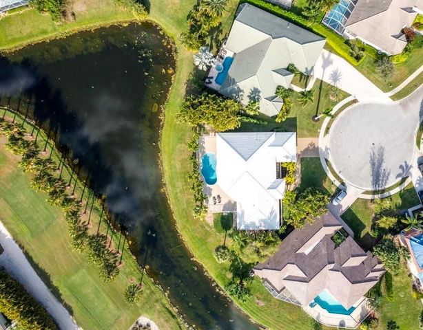 15621 Latina Place, Wellington, FL 33414