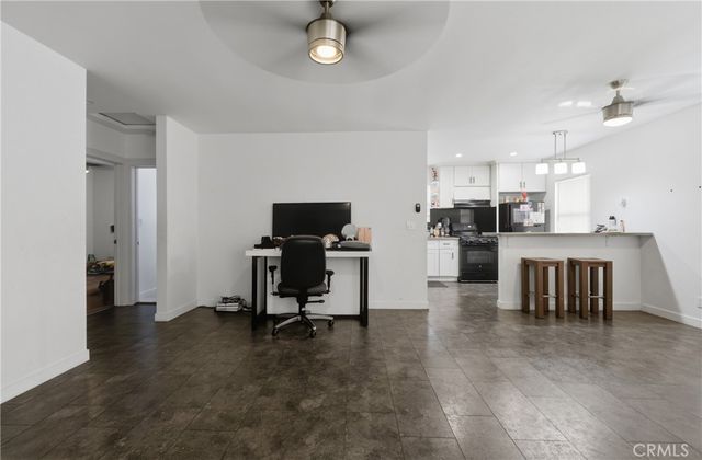 428 E Oaks, Compton, CA 90221