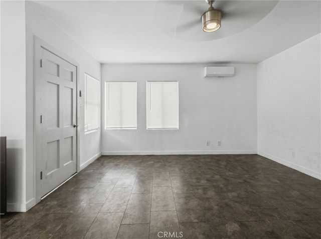 428 E Oaks, Compton, CA 90221