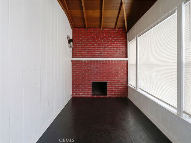 428 E Oaks, Compton, CA 90221