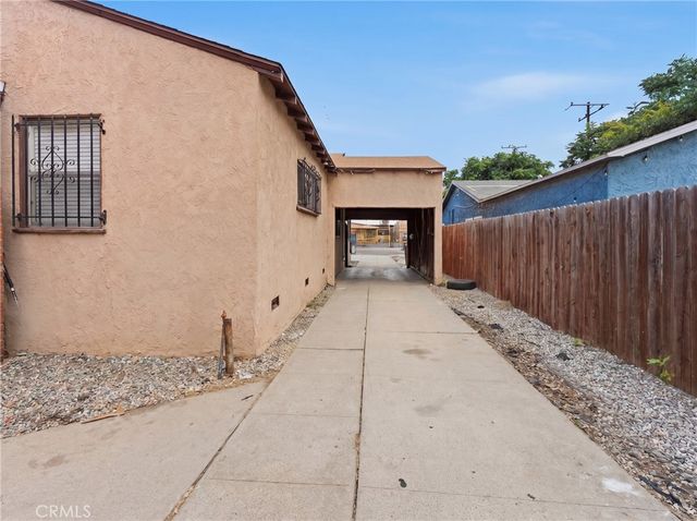 428 E Oaks, Compton, CA 90221
