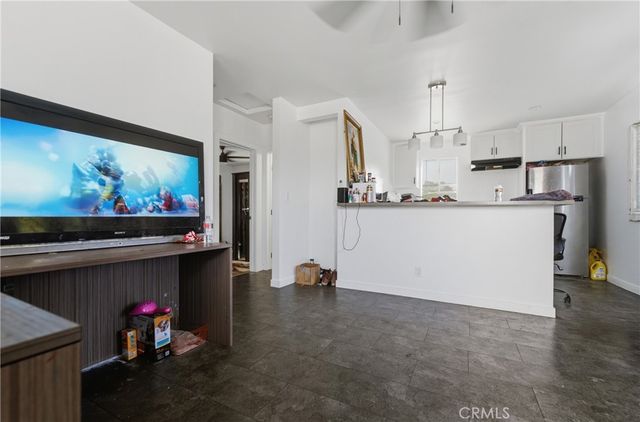 428 E Oaks, Compton, CA 90221