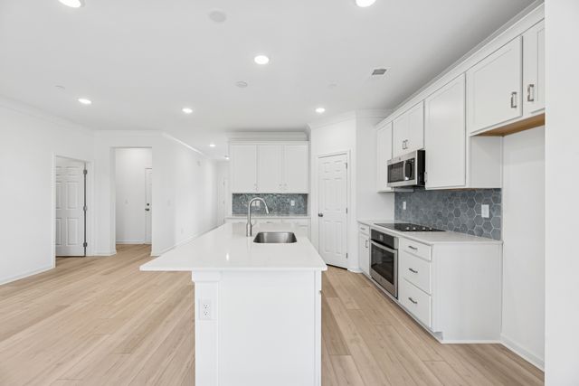 3159 Rolling Brook Drive, Columbia, TN 38401