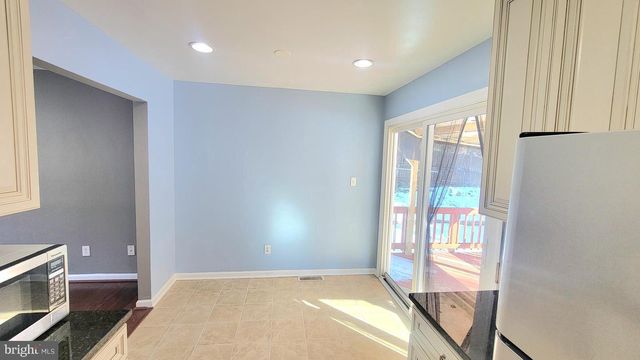 14707 BROOK DR, Woodbridge, VA 22193