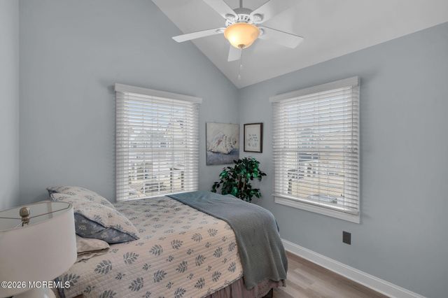 121 W Pelican Way, Lavallette, NJ 08735