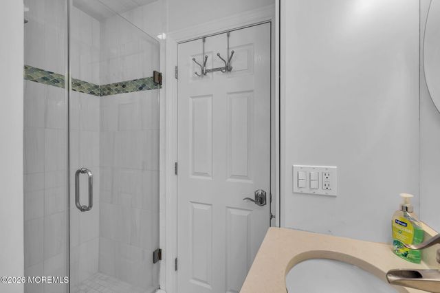 121 W Pelican Way, Lavallette, NJ 08735