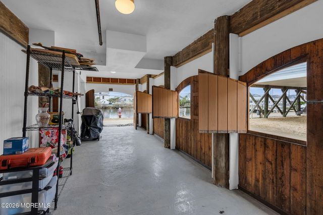 121 W Pelican Way, Lavallette, NJ 08735