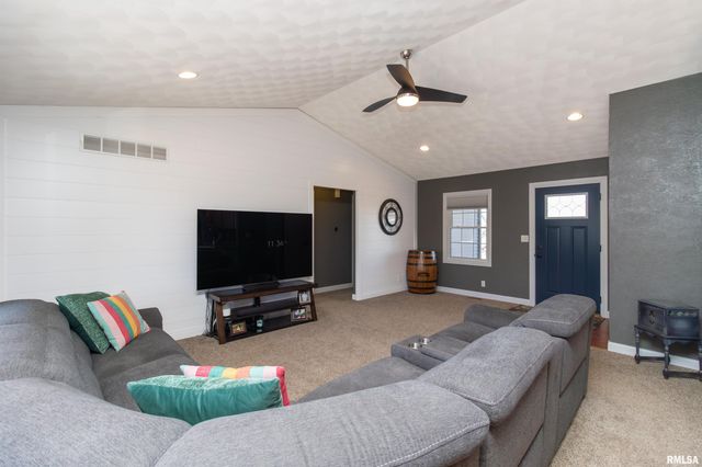 26 OSPREY Court, Pekin, IL 61554