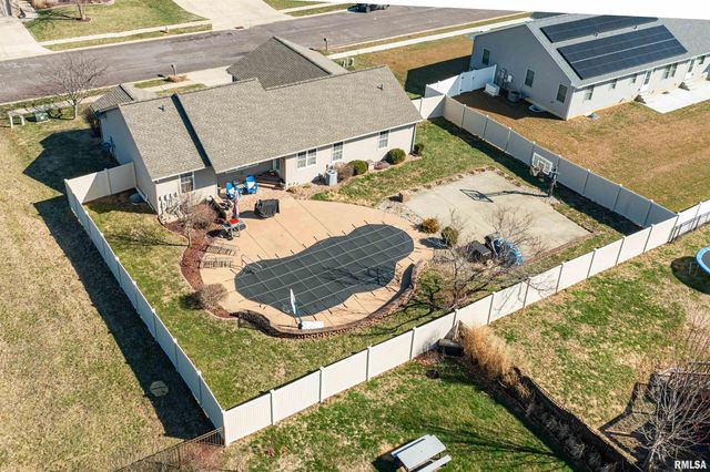 26 OSPREY Court, Pekin, IL 61554