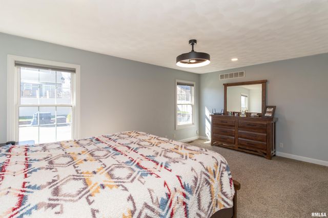 26 OSPREY Court, Pekin, IL 61554