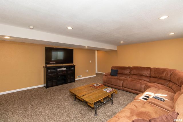 26 OSPREY Court, Pekin, IL 61554