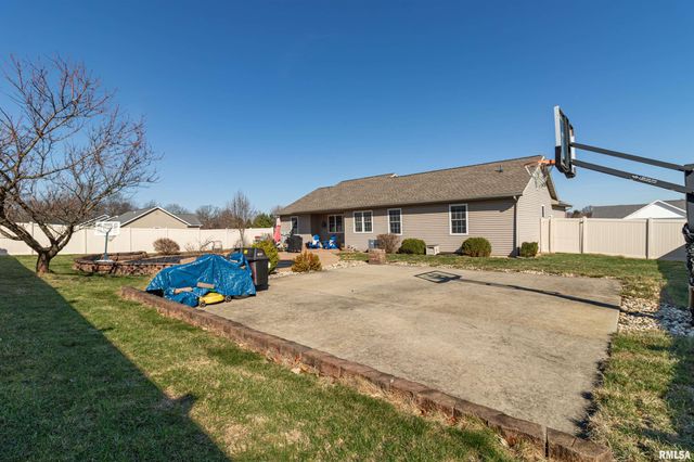 26 OSPREY Court, Pekin, IL 61554