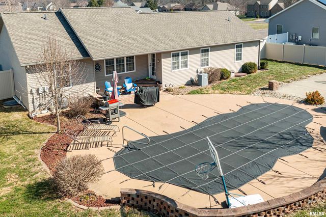 26 OSPREY Court, Pekin, IL 61554