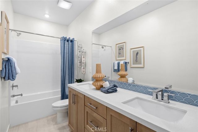 5799 Santa Barbara Avenue, Garden Grove, CA 92845
