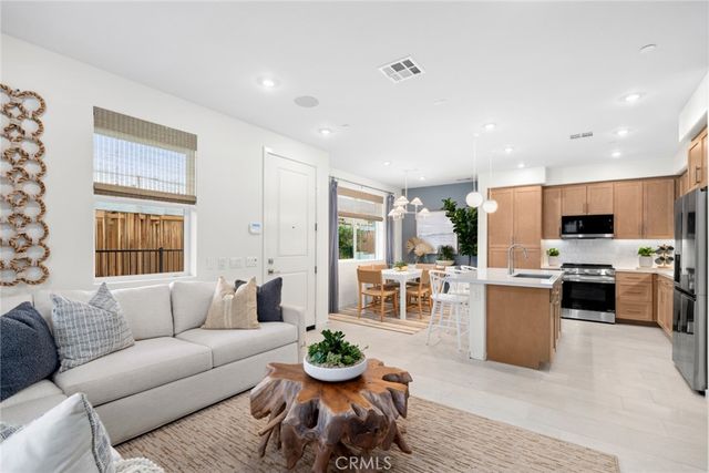 5799 Santa Barbara Avenue, Garden Grove, CA 92845