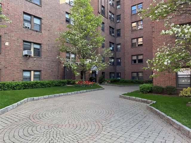 3 Franklin Avenue 4M, White Plains, NY 10601