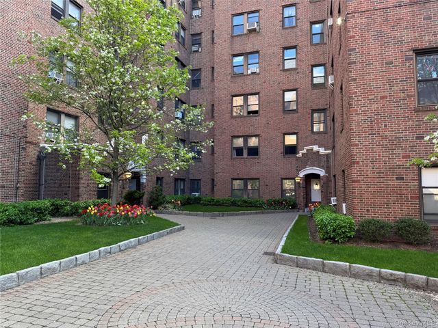 3 Franklin Avenue 4M, White Plains, NY 10601