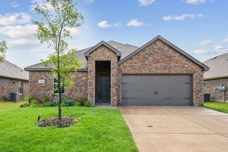 1413 Colonial Bluff Lane, Princeton, TX 75407