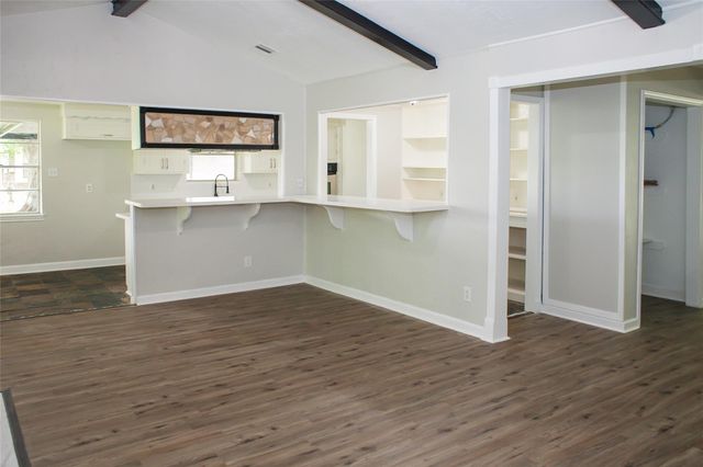 912 Robinson Road, La Porte, TX 77571