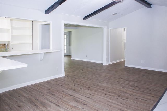 912 Robinson Road, La Porte, TX 77571