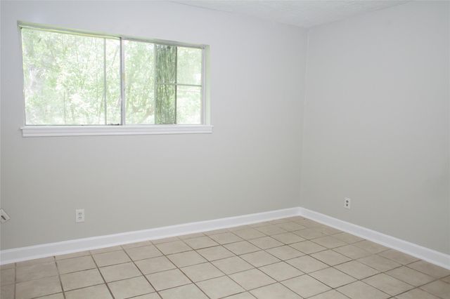 912 Robinson Road, La Porte, TX 77571