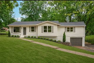 312 Bluebird Ln, Dickson, TN 37055