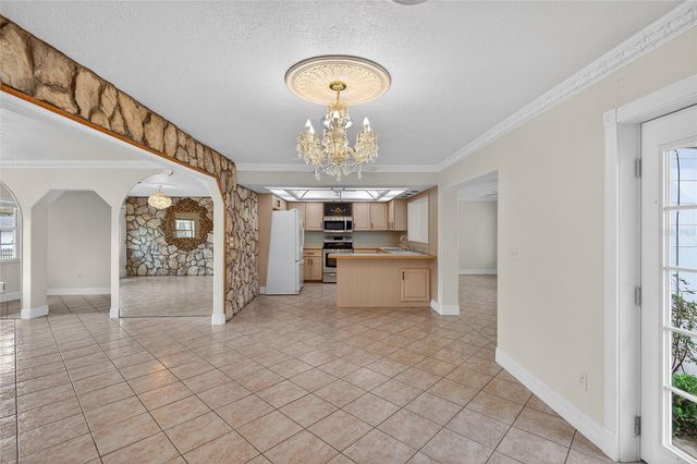 2101 NE 50TH STREET, Ocala, FL 34479