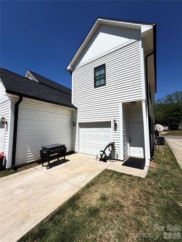 229 W G Street, Kannapolis, NC 28081