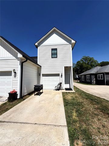 229 W G Street, Kannapolis, NC 28081