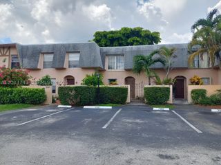 7332 SW 25th Ct 12, Davie, FL 33317