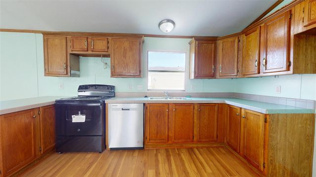 435 16th Street, San Leon, TX 77539