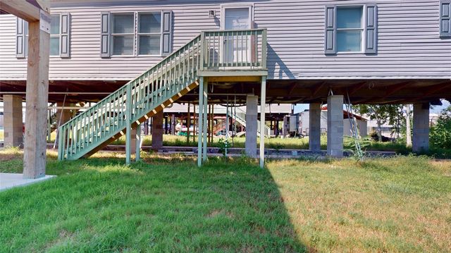 435 16th Street, San Leon, TX 77539