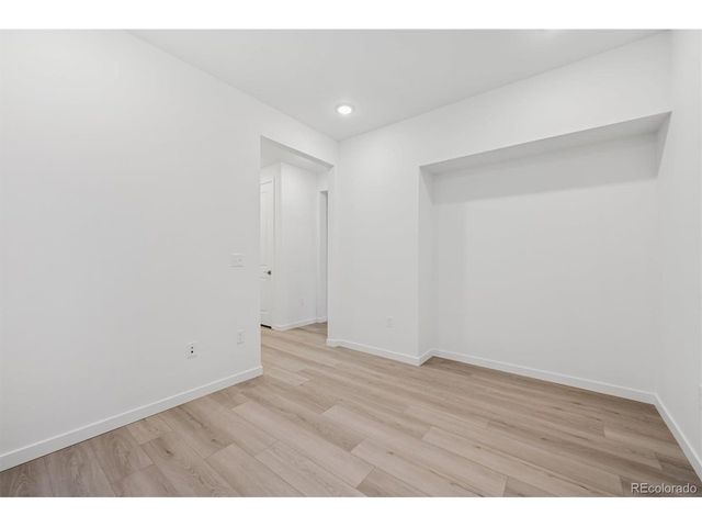 9233 Truckee Ct, Commerce City, CO 80022