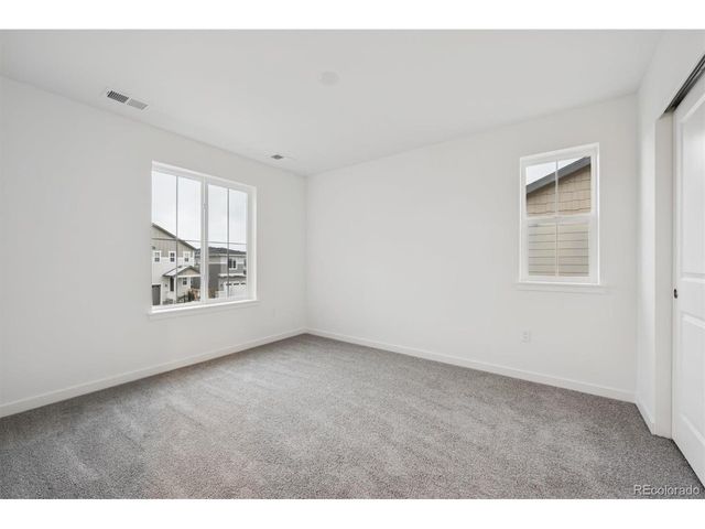 9233 Truckee Ct, Commerce City, CO 80022