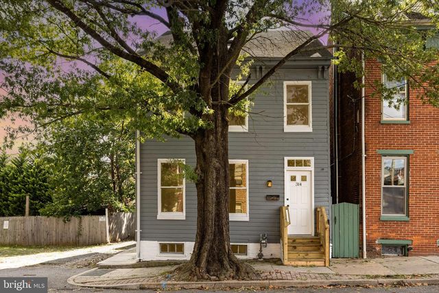 314 W KING ST, York, PA 17401
