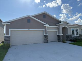 2113 WARREN ACRES BOULEVARD, Wesley Chapel, FL 33543