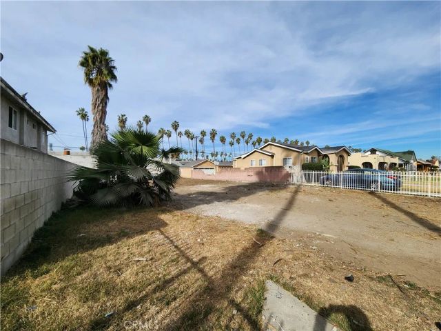 4719 8th, Los Angeles, CA 90043