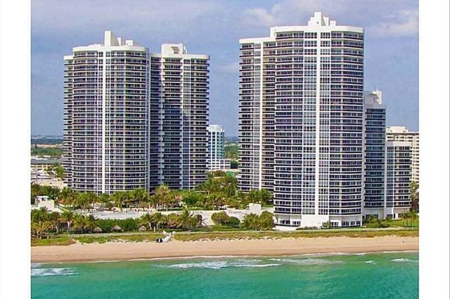 3100 N Ocean Blvd 1501, Fort Lauderdale, FL 33308