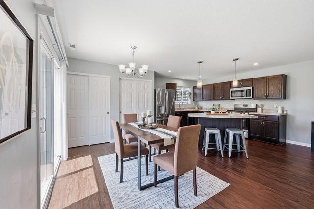 407 Nells Way, Lockbourne, OH 43137