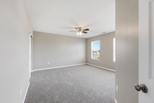 407 Nells Way, Lockbourne, OH 43137